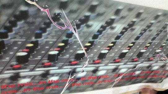 鉄　は　熱　い　う　ち　に　打　て　　　　　　(*ﾟ∀ﾟ)=3ﾑｯﾊｰ