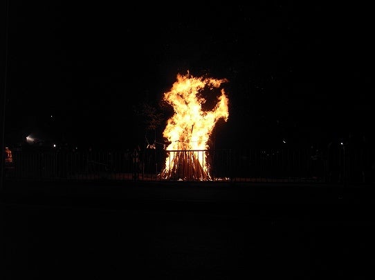 鉄　は　熱　い　う　ち　に　打　て　　　　　　(*ﾟ∀ﾟ)=3ﾑｯﾊｰ