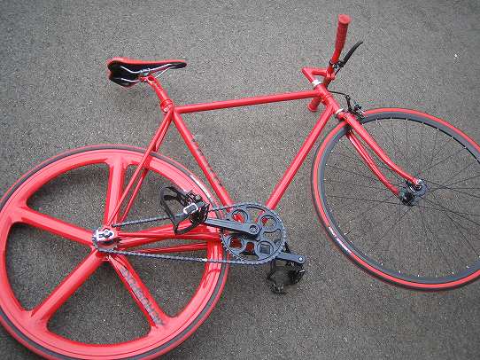 鉄　は　熱　い　う　ち　に　打　て　　　　　　(*ﾟ∀ﾟ)=3ﾑｯﾊｰ