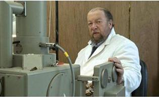 鉄　は　熱　い　う　ち　に　打　て　　　　(*ﾟ∀ﾟ)=3ﾑｯﾊｰ