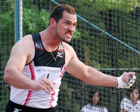 鉄　は　熱　い　う　ち　に　打　て　　　　(*ﾟ∀ﾟ)=3ﾑｯﾊｰ