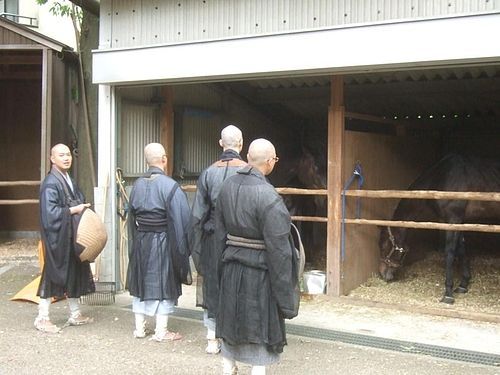 鉄　は　熱　い　う　ち　に　打　て　　　　(*ﾟ∀ﾟ)=3ﾑｯﾊｰ