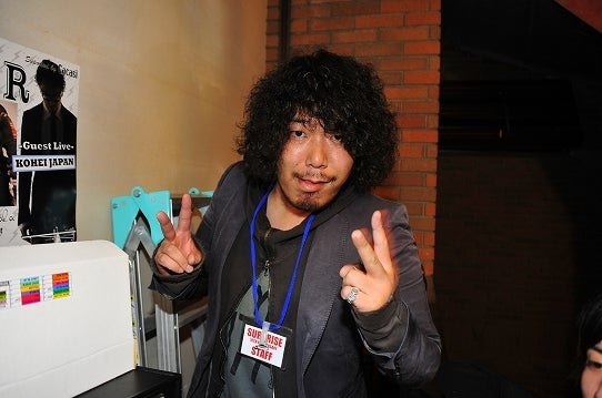 鉄　は　熱　い　う　ち　に　打　て　　　　(*ﾟ∀ﾟ)=3ﾑｯﾊｰ