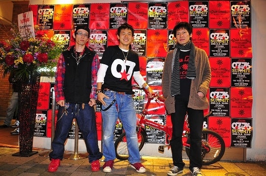 鉄　は　熱　い　う　ち　に　打　て　　　　(*ﾟ∀ﾟ)=3ﾑｯﾊｰ