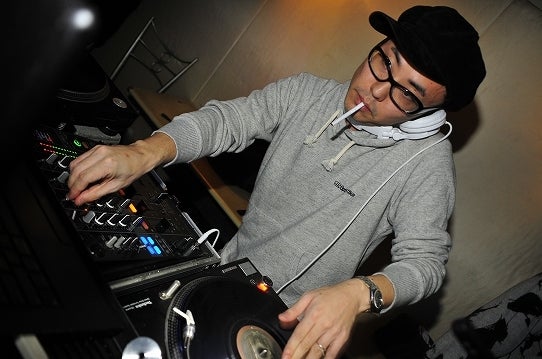 鉄　は　熱　い　う　ち　に　打　て　　　　(*ﾟ∀ﾟ)=3ﾑｯﾊｰ