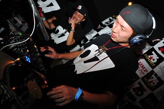 鉄　は　熱　い　う　ち　に　打　て　　　　(*ﾟ∀ﾟ)=3ﾑｯﾊｰ