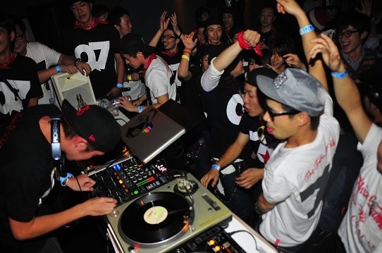 鉄　は　熱　い　う　ち　に　打　て　　　　(*ﾟ∀ﾟ)=3ﾑｯﾊｰ