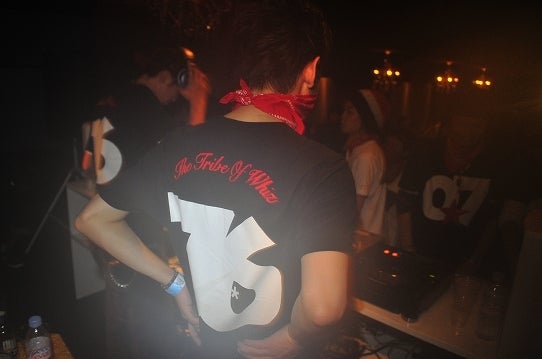 鉄　は　熱　い　う　ち　に　打　て　　　　(*ﾟ∀ﾟ)=3ﾑｯﾊｰ