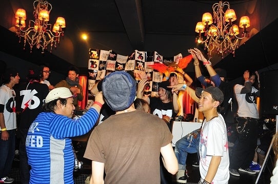 鉄　は　熱　い　う　ち　に　打　て　　　　(*ﾟ∀ﾟ)=3ﾑｯﾊｰ