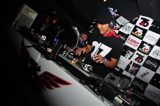 鉄　は　熱　い　う　ち　に　打　て　　　　(*ﾟ∀ﾟ)=3ﾑｯﾊｰ