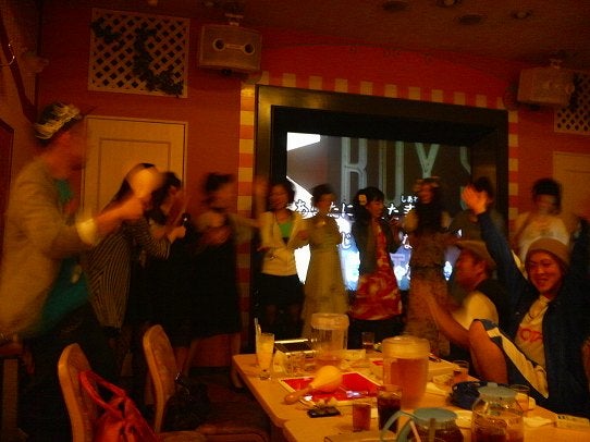 鉄 は 熱 い う ち に 打 て (*゚∀゚)=3ムッハー