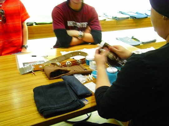 鉄　は　熱　い　う　ち　に　打　て　　　　　　(*ﾟ∀ﾟ)=3ﾑｯﾊｰ