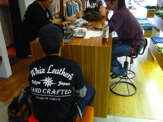 鉄　は　熱　い　う　ち　に　打　て　　　　　　(*ﾟ∀ﾟ)=3ﾑｯﾊｰ