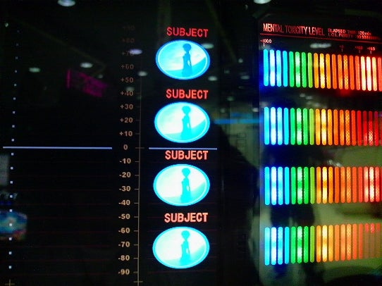 鉄　は　熱　い　う　ち　に　打　て　　　　　　(*ﾟ∀ﾟ)=3ﾑｯﾊｰ