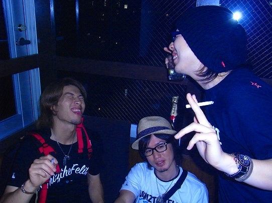 鉄　は　熱　い　う　ち　に　打　て　　　　　　(*ﾟ∀ﾟ)=3ﾑｯﾊｰ