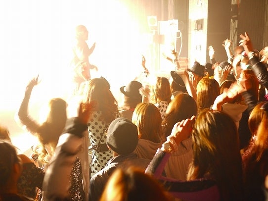 鉄　は　熱　い　う　ち　に　打　て　　　　　　(*ﾟ∀ﾟ)=3ﾑｯﾊｰ