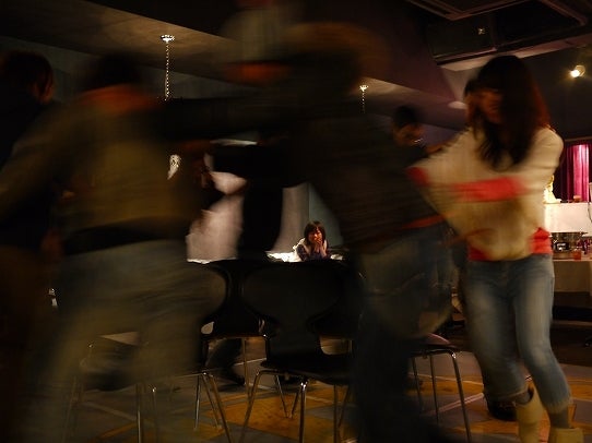 鉄　は　熱　い　う　ち　に　打　て　　　　　　(*ﾟ∀ﾟ)=3ﾑｯﾊｰ