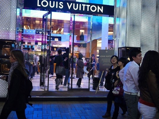 鉄　は　熱　い　う　ち　に　打　て　　　　　　(*ﾟ∀ﾟ)=3ﾑｯﾊｰ