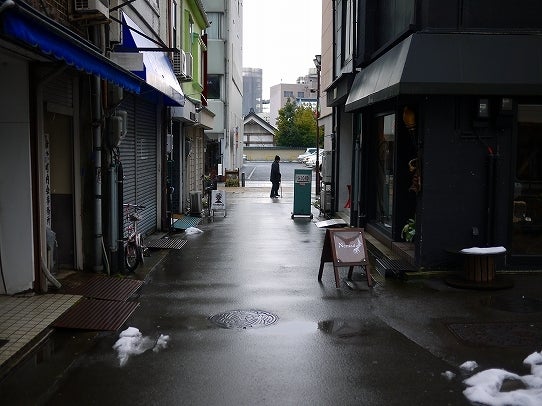 鉄　は　熱　い　う　ち　に　打　て　　　　　　(*ﾟ∀ﾟ)=3ﾑｯﾊｰ