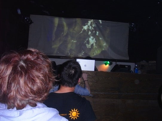 鉄　は　熱　い　う　ち　に　打　て　　　　　　(*ﾟ∀ﾟ)=3ﾑｯﾊｰ