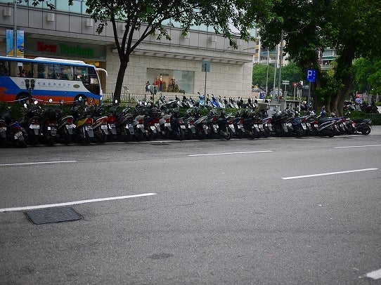 鉄　は　熱　い　う　ち　に　打　て　　　　　　(*ﾟ∀ﾟ)=3ﾑｯﾊｰ