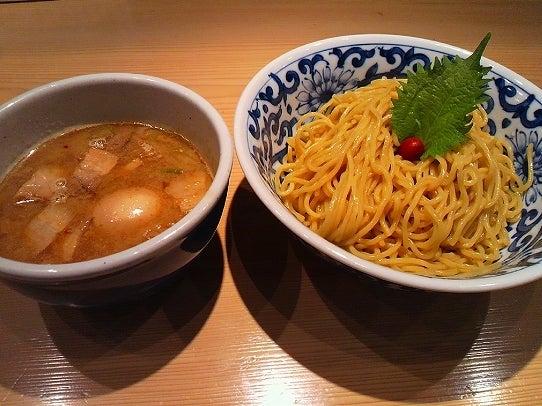 鉄 は 熱 い う ち に 打 て (*゚∀゚)=3ムッハー