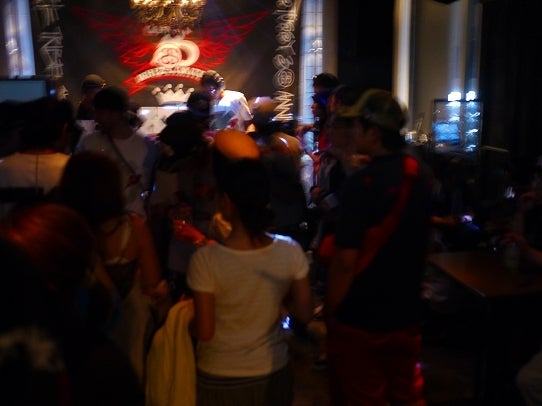 鉄 は 熱 い う ち に 打 て (*゚∀゚)=3ムッハー