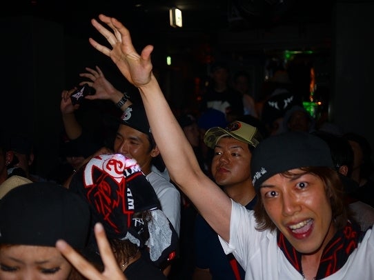 鉄 は 熱 い う ち に 打 て (*゚∀゚)=3ムッハー