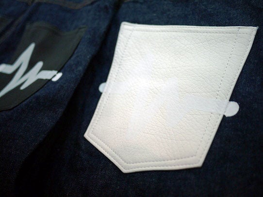 鉄　は　熱　い　う　ち　に　打　て　　　　(*ﾟ∀ﾟ)=3ﾑｯﾊｰ