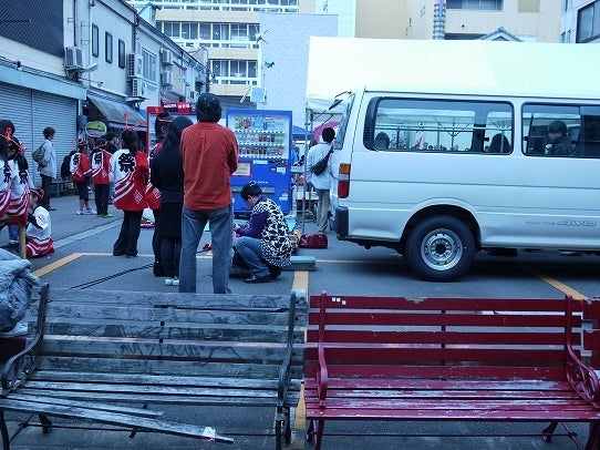 鉄　は　熱　い　う　ち　に　打　て　　　　(*ﾟ∀ﾟ)=3ﾑｯﾊｰ