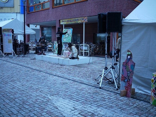 鉄　は　熱　い　う　ち　に　打　て　　　　(*ﾟ∀ﾟ)=3ﾑｯﾊｰ