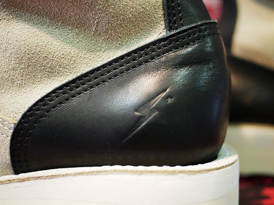 鉄　は　熱　い　う　ち　に　打　て　　　　(*ﾟ∀ﾟ)=3ﾑｯﾊｰ