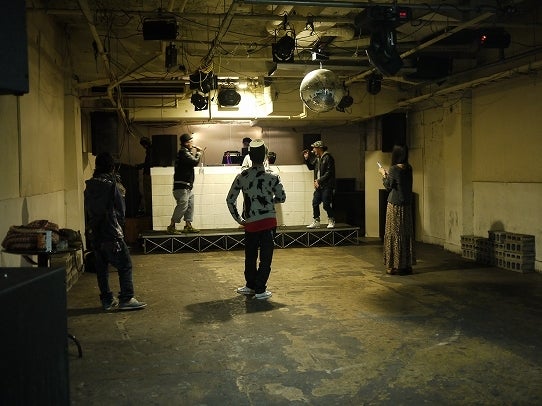 鉄　は　熱　い　う　ち　に　打　て　　　　(*ﾟ∀ﾟ)=3ﾑｯﾊｰ