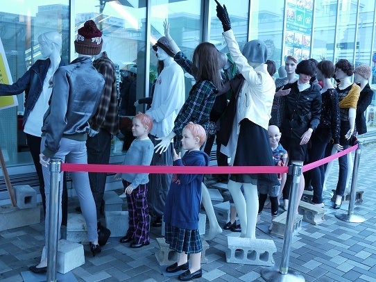 鉄　は　熱　い　う　ち　に　打　て　　　　(*ﾟ∀ﾟ)=3ﾑｯﾊｰ