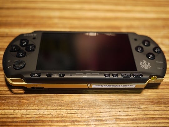 鉄　は　熱　い　う　ち　に　打　て　　　　(*ﾟ∀ﾟ)=3ﾑｯﾊｰ