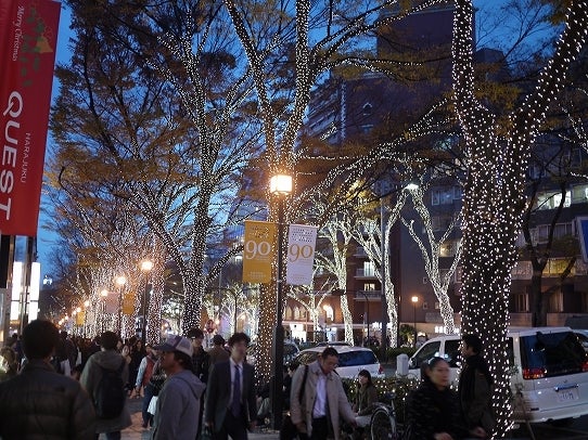 鉄　は　熱　い　う　ち　に　打　て　　　　(*ﾟ∀ﾟ)=3ﾑｯﾊｰ