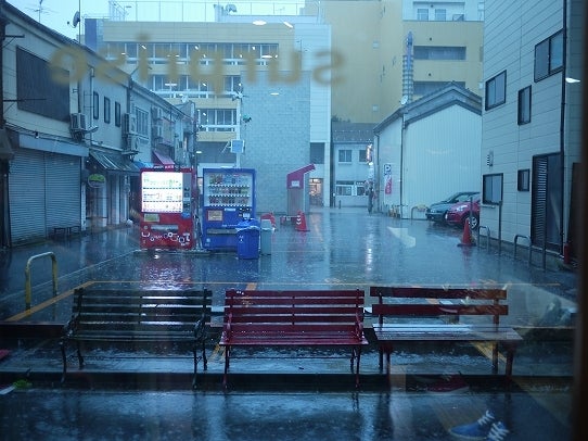 鉄　は　熱　い　う　ち　に　打　て　　　　(*ﾟ∀ﾟ)=3ﾑｯﾊｰ