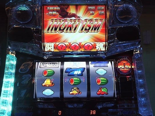 鉄　は　熱　い　う　ち　に　打　て　　　　(*ﾟ∀ﾟ)=3ﾑｯﾊｰ