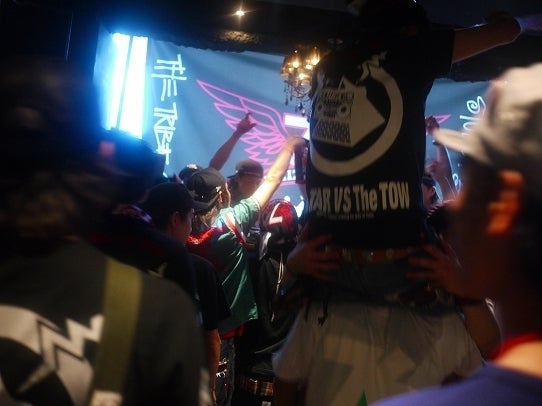 鉄　は　熱　い　う　ち　に　打　て　　　　(*ﾟ∀ﾟ)=3ﾑｯﾊｰ