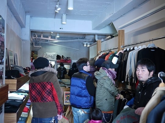 鉄　は　熱　い　う　ち　に　打　て　　　　(*ﾟ∀ﾟ)=3ﾑｯﾊｰ