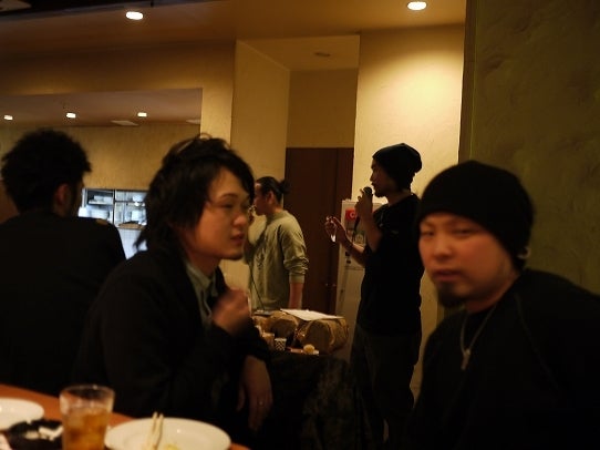 鉄　は　熱　い　う　ち　に　打　て　　　　(*ﾟ∀ﾟ)=3ﾑｯﾊｰ