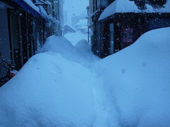 鉄　は　熱　い　う　ち　に　打　て　　　　(*ﾟ∀ﾟ)=3ﾑｯﾊｰ