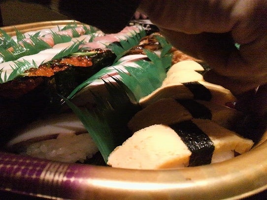 鉄　は　熱　い　う　ち　に　打　て　　　　(*ﾟ∀ﾟ)=3ﾑｯﾊｰ