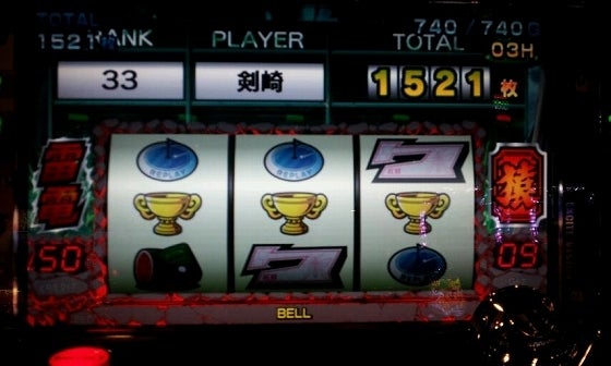 鉄　は　熱　い　う　ち　に　打　て　　　　(*ﾟ∀ﾟ)=3ﾑｯﾊｰ