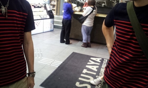 鉄　は　熱　い　う　ち　に　打　て　　　　(*ﾟ∀ﾟ)=3ﾑｯﾊｰ