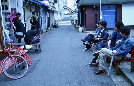 鉄 は 熱 い う ち に 打 て (*゚∀゚)=3ムッハー