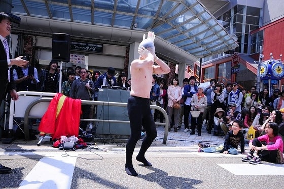 鉄　は　熱　い　う　ち　に　打　て　　　　(*ﾟ∀ﾟ)=3ﾑｯﾊｰ