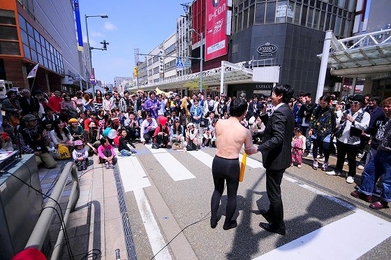 鉄　は　熱　い　う　ち　に　打　て　　　　(*ﾟ∀ﾟ)=3ﾑｯﾊｰ