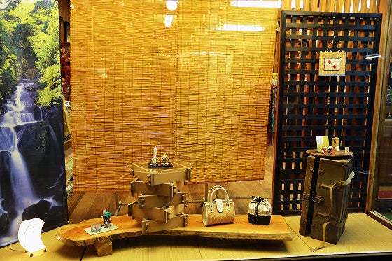 鉄　は　熱　い　う　ち　に　打　て　　　　(*ﾟ∀ﾟ)=3ﾑｯﾊｰ