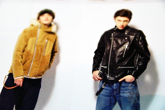 鉄　は　熱　い　う　ち　に　打　て　　　　(*ﾟ∀ﾟ)=3ﾑｯﾊｰ